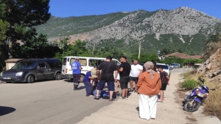 Kumluca’da trafik kazasında 2 kişi yaralandı