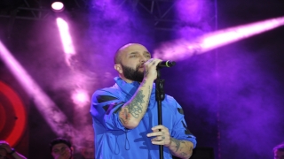 Mersin’de sanatçı Berkay konser verdi