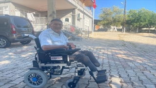 Almanya’daki hayırseverden Gaziantep’teki yaşlı adama akülü araç desteği