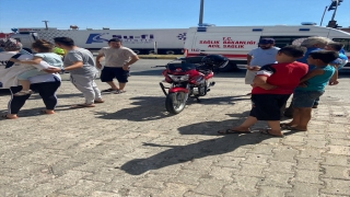 Gaziantep’te motosikletin karıştığı kazada 2 kişi yaralandı