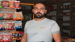 Antalya’da marketteki hırsızlık güvenlik kamerasına yansıdı