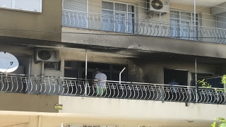 Antalya’da yangın çıkan ev kullanılamaz hale geldi