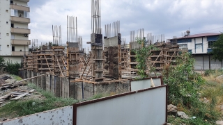 Osmaniye’de inşaattan düşen işçi yaralandı
