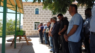 Adana’da göçük altında yaşamını yitiren 2 kişinin cenazeleri defnedildi