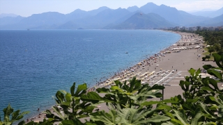 Antalya’da sıcaklık mevsim normalleri üzerinde seyredecek