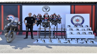 Adana’da bir haftada ruhsatsız 77 silah ele geçirildi
