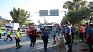 Mersin’de tıra çarpan otomobildeki 4 kişi öldü