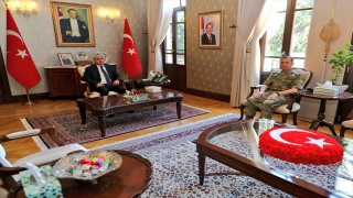 Hatay Valisi Doğan, 2. Hudut Alay Komutanı Albay Çetin’i kabul etti