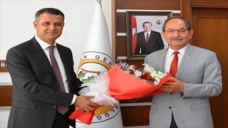 Mersin Orman Bölge Müdürlüğüne atanan Mustafa Yalçın görevine başladı