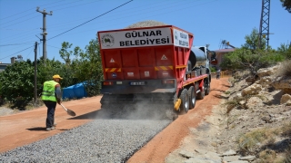 Gülnar’da bazı yollarda asfalt çalışması yapıldı