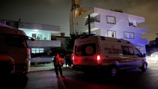 Adana’da balkonda uyuduğu sırada bıçaklanan kadın öldü