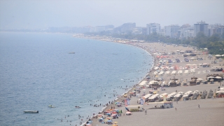 Antalya’da aşırı yüksek nem insanları bunalttı