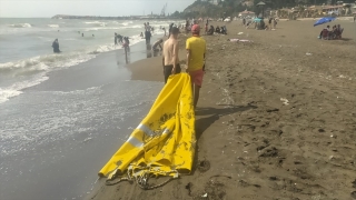 Hatay’da denizden su deposu çadırı çıktı