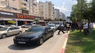 Kumluca’da 5 aracın karıştığı trafik kazasında 4 kişi yaralandı