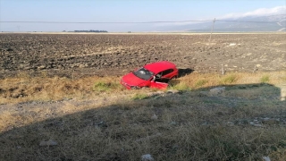 Gaziantep’te takla atan otomobilin sürücüsü yaralandı