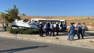 Gaziantep’te 2 işçi servisinin çarpışması sonucu 19 kişi yaralandı