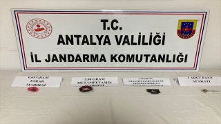 Antalya’da aranan şüpheli, uyuşturucu operasyonunda yakalandı