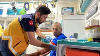 Isparta Yazılı Kanyon’da mahsur kalan 3 kişi kurtarıldı