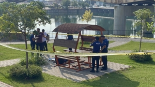 Adana’da bir kişi parkta ölü bulundu