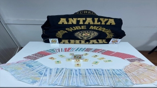 Antalya’da kumar operasyonunda 19 kişi yakalandı