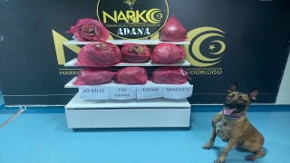 Adana’da minibüste 20 kilo 736 gram esrar ele geçirildi
