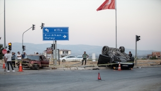 Hatay’da iki otomobilin çarpışması sonucu 5 kişi yaralandı