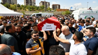 Gaziantep’teki trafik kazasında ölen sağlıkçılar ve muhabir için tören düzenlendi