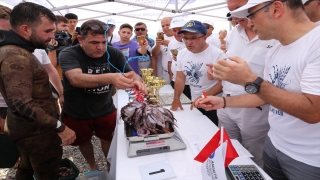 Antalya’da ”Aslan Balığı Avlama Yarışması” düzenlendi