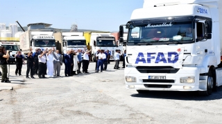 Türkiye’den Lübnan’a gemiyle insani yardım gönderildi