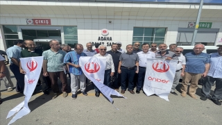 Adana ve çevre illerde şarkıcı Gülşen’in imam hatiplilerle ilgili sözlerine tepki