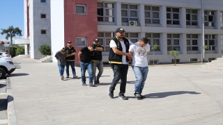 Adana’da metruk evde erkek cesedi bulunmasıyla ilgili 3 kişi tutuklandı