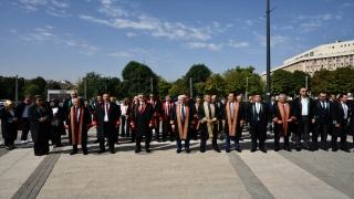 Gaziantep’te Adli Yıl Açılışı dolayısıyla Atatürk Anıtı’na çelenk bırakıldı