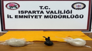 Isparta’daki uyuşturucu operasyonlarında 4 zanlı tutuklandı