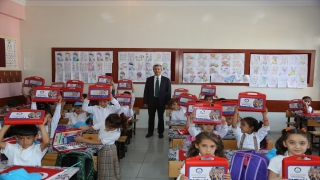 Gaziantep’te okul öncesi ve ilkokul öğrencilerine 475 bin boyama seti desteği