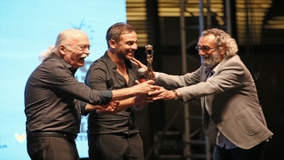 29. Uluslararası Adana Altın Koza Film Festivali’nde ”Onur Ödülleri” törenle verildi
