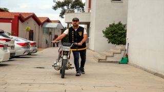 Adana’da motosiklet çalan 2 şüpheli tutuklandı
