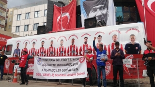 Kumluca Belediyesinde grev yapan işçiler ile belediye görevlileri arasında arbede yaşandı