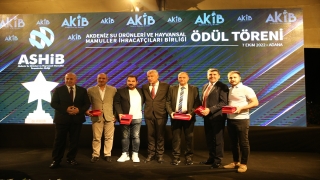 Adana’da en fazla su ürünü ve hayvansal mamul ihraç eden firmalar ödüllendirildi