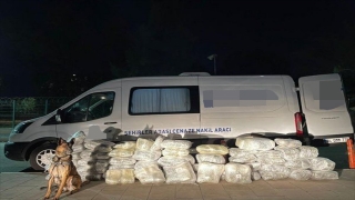 Adana’da cenaze nakil aracında 144 kilo 550 gram esrar ele geçirildi
