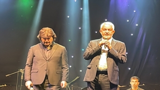 Ahmet Şafak, Bartın’daki maden kazası nedeniyle konserini yarıda kesti