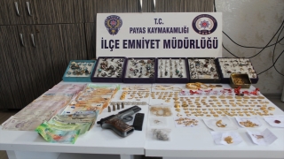Hatay’da kuyumcudan hırsızlık yapan zanlı kaçarken yakalandı