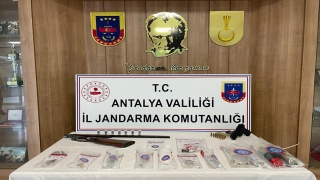 Antalya’da uyuşturucu operasyonunda 17 şüpheli yakalandı