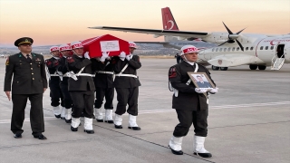 Şehit Uzman Çavuş Cemil Yavaş’ın naaşı Isparta’ya getirildi