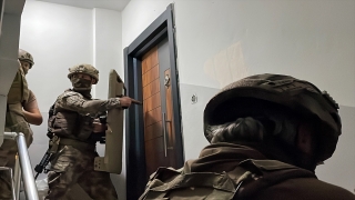 Mersin’deki silahlı çatışmayla ilgili suç örgütlerine yönelik operasyonda 5 gözaltı