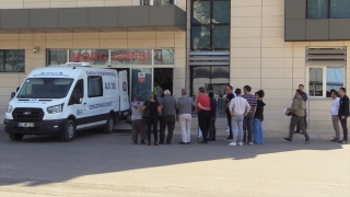 Antalya’da otomobilin devrilmesi sonucu uzman çavuş baba ile bebeği öldü, anne yaralandı