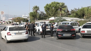 Antalya’da ”Huzurlu sokaklar uygulaması” yapıldı