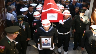 Şehit Astsubay Kıdemli Çavuş Özkan Demir, Mersin’de son yolculuğuna uğurlandı