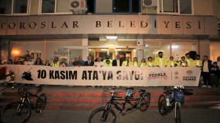 Anıtkabir’i ziyaret için Mersin’den Ankara’ya pedal çevirmeye başladılar