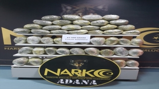 Adana’da otomobilde 27,5 kilogram esrar ele geçirildi