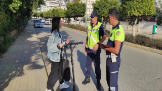 Antalya’da 240 skuter sürücüsü denetlendi 